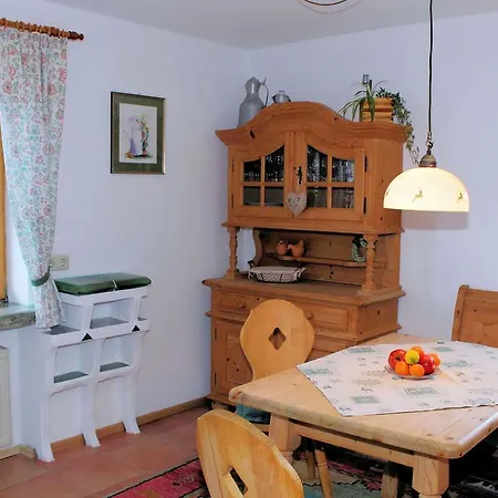 Apartment Goller